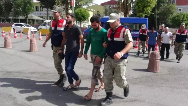 Akçakale'de Yakalanan 4 Deaş'lı Adliyede