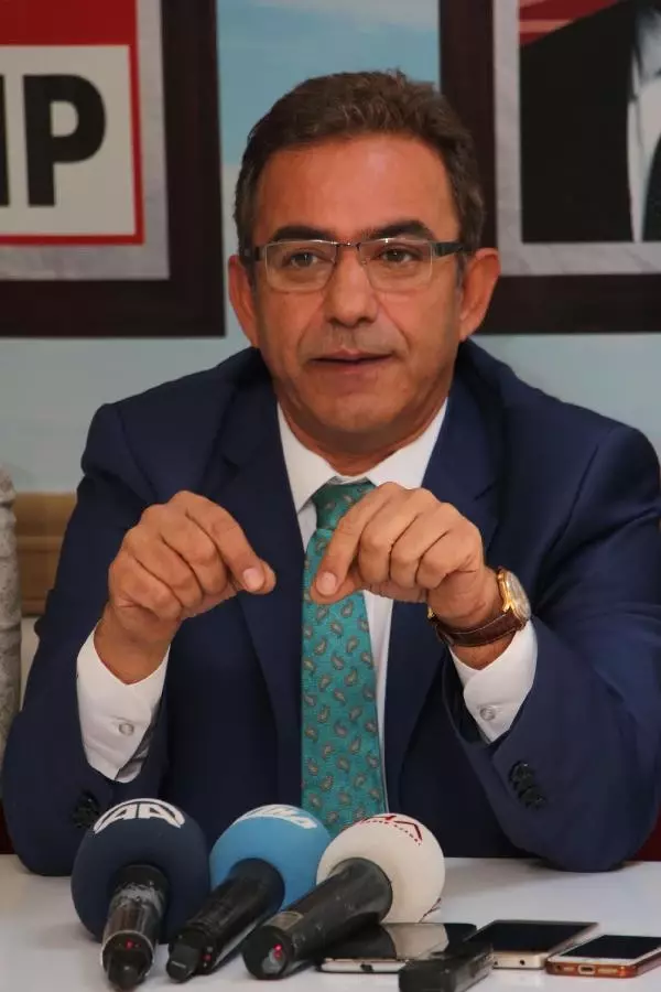 CHP'den Üreticiye 'Üzüm Mitingi'ne Sahip Çık' Çağrısı CHP'den Üreticiye 'Üzüm Mitingi'ne Sahip Çık' Çağrısı