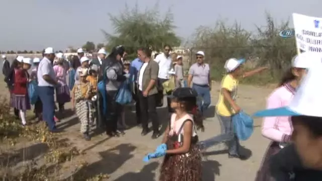 Tuşba'da 'Poşeti Azalt Van Gölü'nü Yaşat' Kampanyası Tuşba'da 'Poşeti Azalt Van Gölü'nü Yaşat' Kampanyası