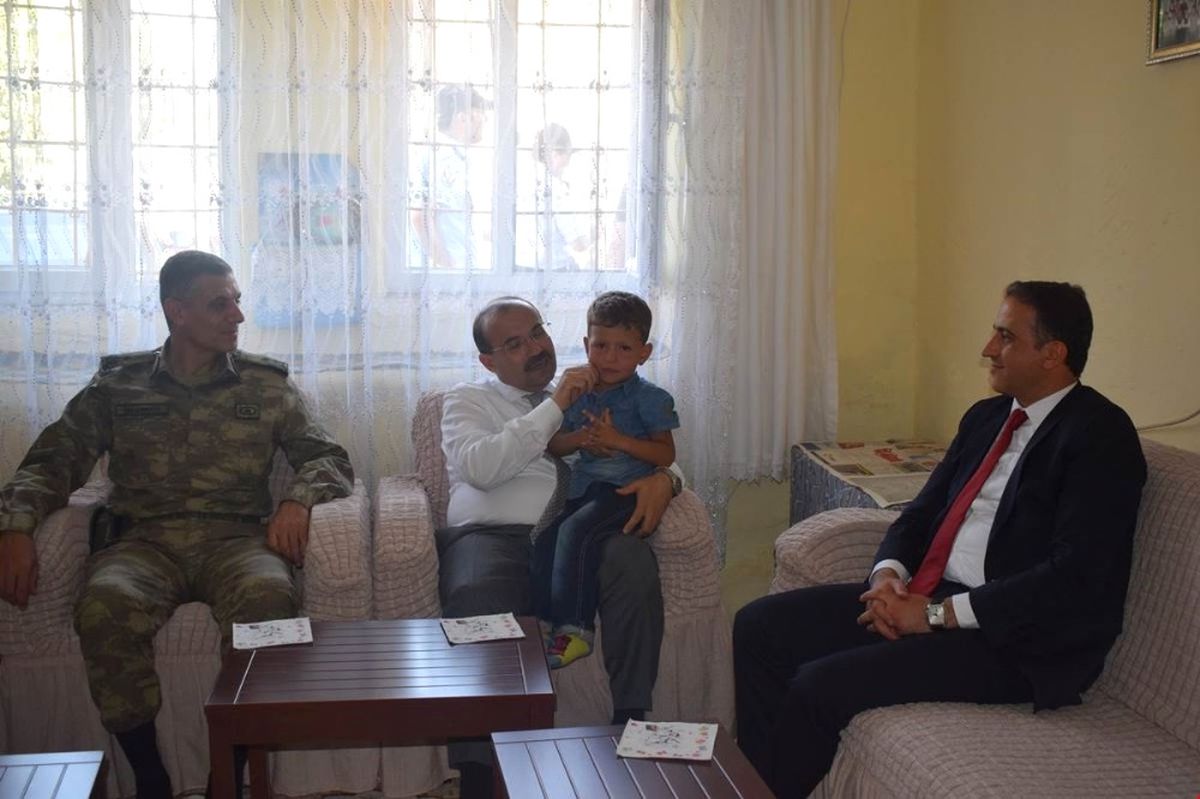 Vali Ustaoğlu'ndan Mutki'ye Ziyaret