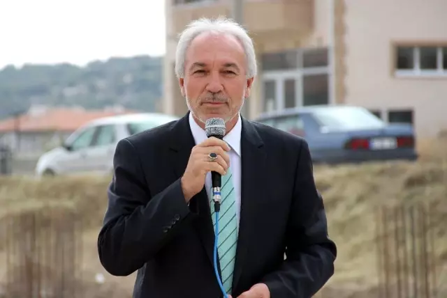 Hazer Dinari Camii'nin Temeli Törenle Atıldı Hazer Dinari Camii'nin Temeli Törenle Atıldı