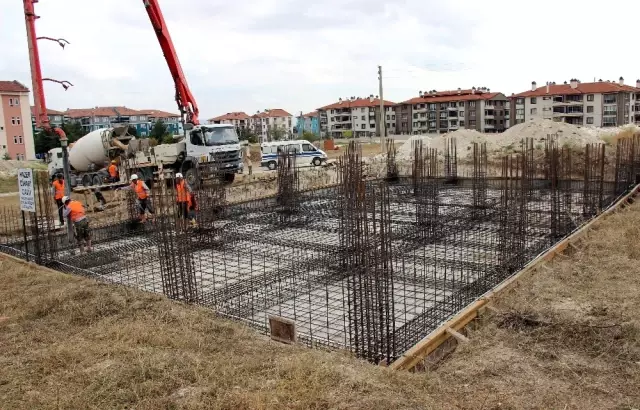 Hazer Dinari Camii'nin Temeli Törenle Atıldı Hazer Dinari Camii'nin Temeli Törenle Atıldı