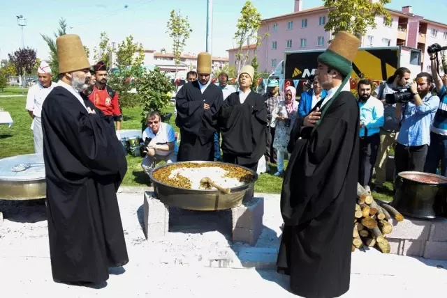 Konya'da Ateşbaz-ı Veli Aşçı Dede Etkinlikleri Başladı Konya'da Ateşbaz-ı Veli Aşçı Dede Etkinlikleri Başladı
