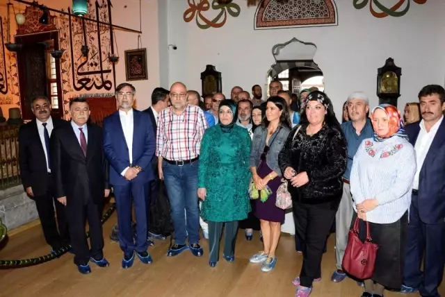 Konya'da Ateşbaz-ı Veli Aşçı Dede Etkinlikleri Başladı Konya'da Ateşbaz-ı Veli Aşçı Dede Etkinlikleri Başladı