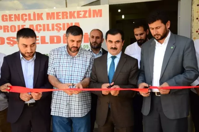 Muş İhh İnsani Yardım Derneği'nden 'Gençlik Merkezi' Açılışı