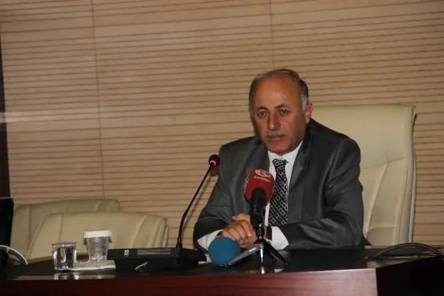 Vali Azizoğlu, Karayazı ve Karaçobanlı Gençleri Kabul Etti Vali Azizoğlu, Karayazı ve Karaçobanlı Gençleri Kabul Etti