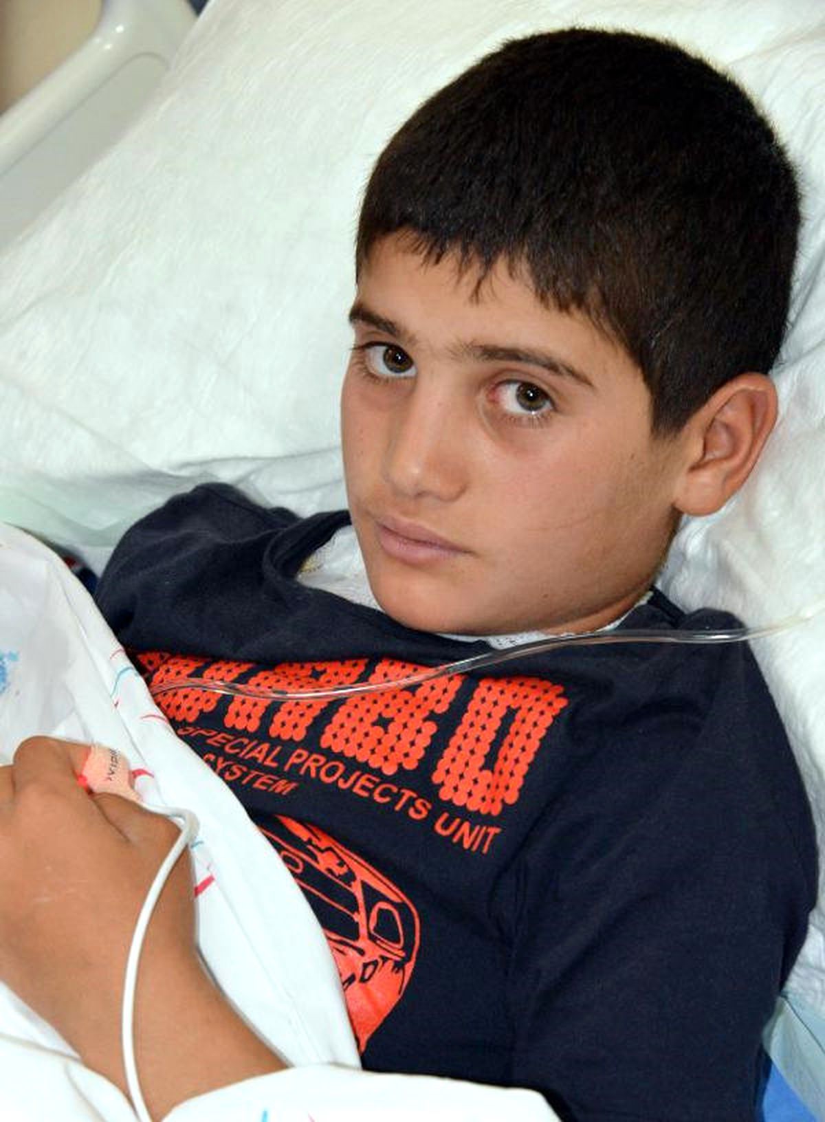 Yıldırım Çarpan Oğlunu Kurtarmak İçin Toprağa Gömdü
