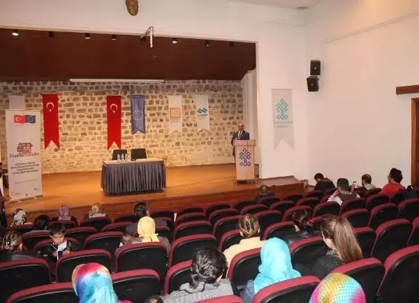 Roman Dernek Başkanı: Rol Modelimiz Maalesef Kibariye Roman Dernek Başkanı: Rol Modelimiz Maalesef Kibariye