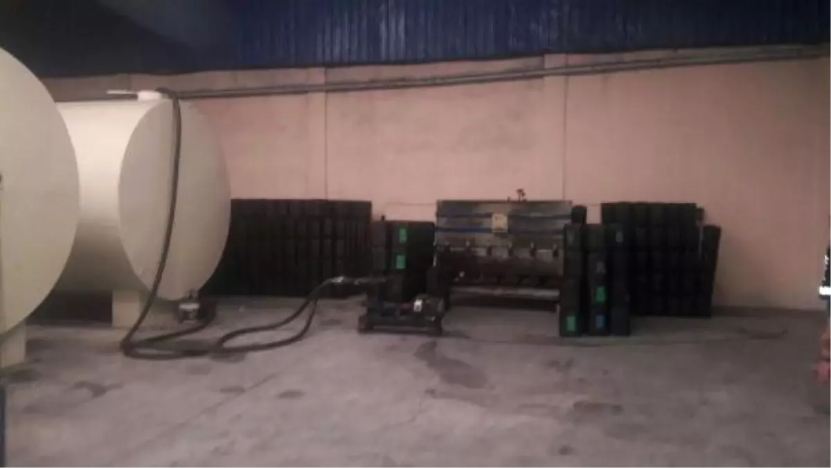 Adana'da 35 Ton Kaçak Akaryakıt Ele Geçirildi