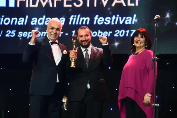 Festivale Onur Ünlü ve Onur Saylak Damgası