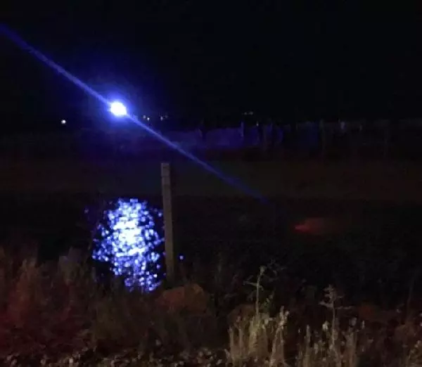 Otomobil Sulama Kanalına Devrildi: 2 Ölü, 1 Yaralı
