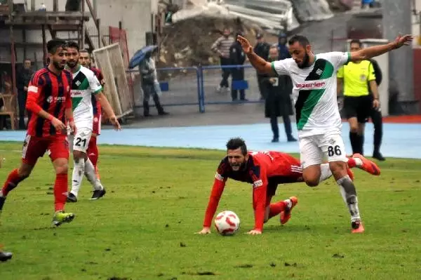 Zonguldak Kömürspor - Sakaryaspor: 1-4 Zonguldak Kömürspor - Sakaryaspor: 1-4