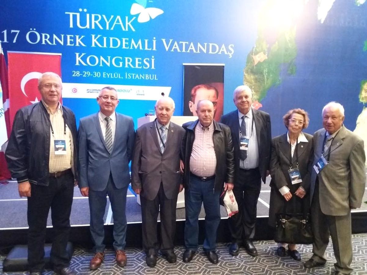 Feyzullah Aktan'a 'Örnek Kıdemli Vatandaş' Ödülü