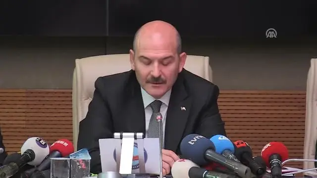 İçişleri Bakanı Soylu: 'Bürokrati·k İ·şlemleri·n Tamamen Ortadan Kaldırılması Hedeflendi' İçişleri Bakanı Soylu: 'Bürokrati·k İ·şlemleri·n Tamamen Ortadan Kaldırılması Hedeflendi'