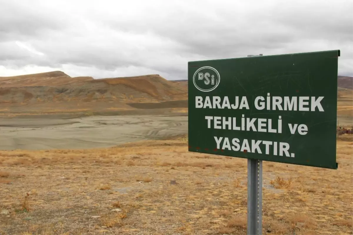 Kuraklık Barajı Kuruttu