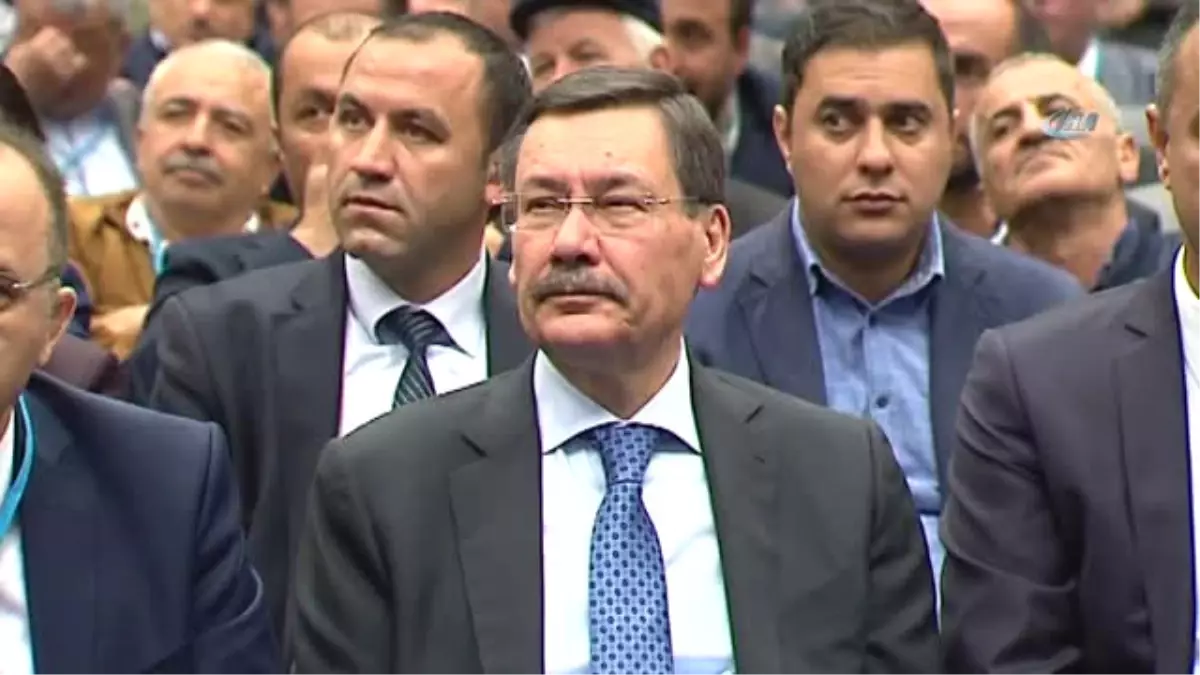 Melih Gökçek'ten Minibüsçü Esnafına Destek