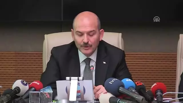 Soylu: 'Dini Nikahın Resmileşmesi Gibi Bir Uygulama ve Öneri Söz Konusu Değil' Soylu: 'Dini Nikahın Resmileşmesi Gibi Bir Uygulama ve Öneri Söz Konusu Değil'