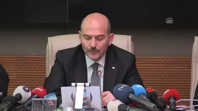 Soylu: 'Dini Nikahın Resmileşmesi Gibi Bir Uygulama ve Öneri Söz Konusu Değil' Soylu: 'Dini Nikahın Resmileşmesi Gibi Bir Uygulama ve Öneri Söz Konusu Değil'