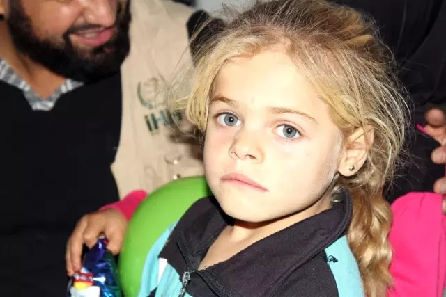 Halep Kırsalında 369 Yetim Sahiplenildi
