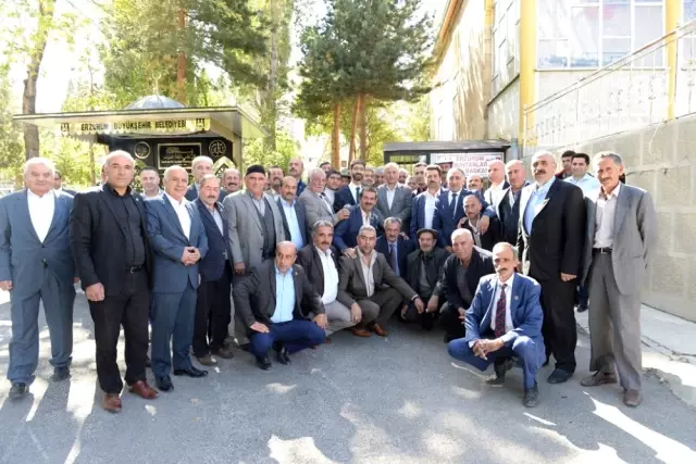 Vali Azizoğlu Muhtarları Dinledi Vali Azizoğlu Muhtarları Dinledi