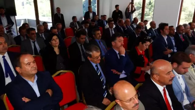 Vali Sarıfakıoğulları Organize Sanayi Bölgesi'ndeki İşverenlerle Buluştu, Sorunlarını Dinledi