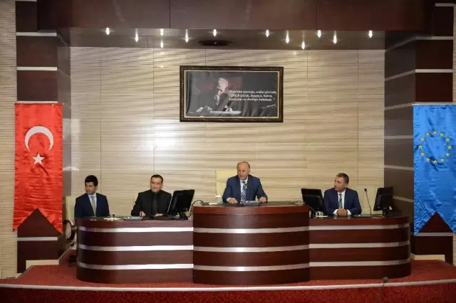 Vali Azizoğlu: 'Önemli Olan Erzurum'un Alacağı Paydır' Vali Azizoğlu: 'Önemli Olan Erzurum'un Alacağı Paydır'