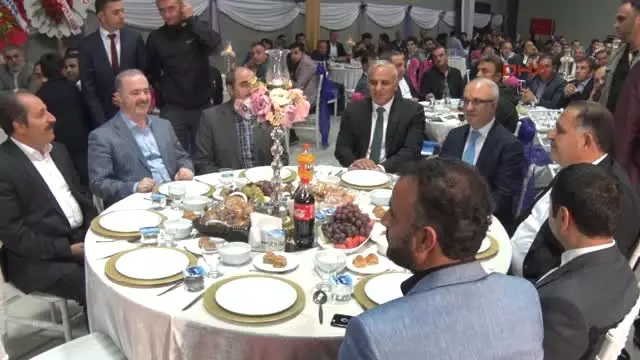 Van Valisi Zorluoğlu, İlk Defa Nikah Kıydı Van Valisi Zorluoğlu, İlk Defa Nikah Kıydı
