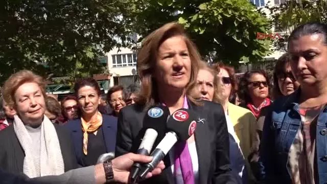 Eskişehir'de Kadınlardan Müftülere Nikah Kıyma Yetkisine Tepki