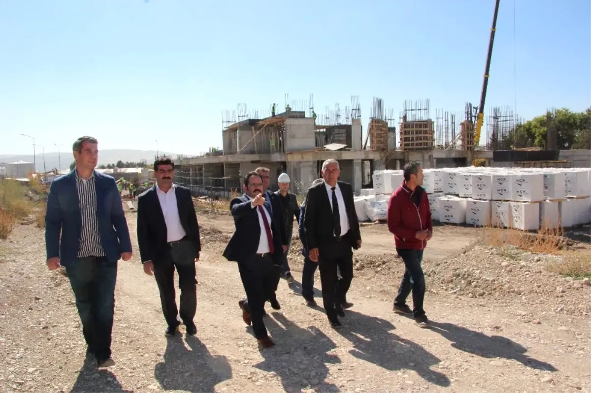 Sivas'a Yeni Kültür Merkezi Yapılıyor