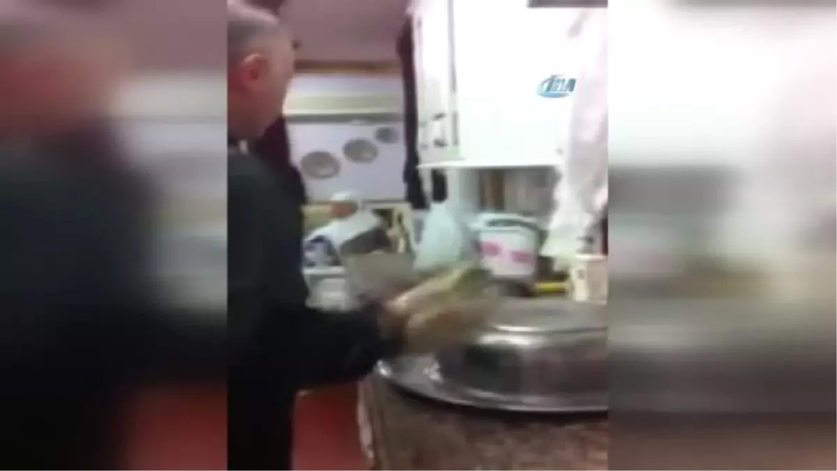 Adil Öksüz'ün Maklube Yaparken Çekilen Görüntüleri Ortaya Çıktı