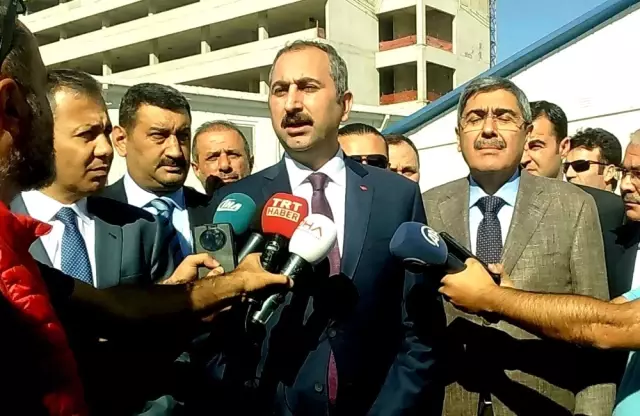 Bakan Gül'den 'Göreve İade' Değerlendirmesi