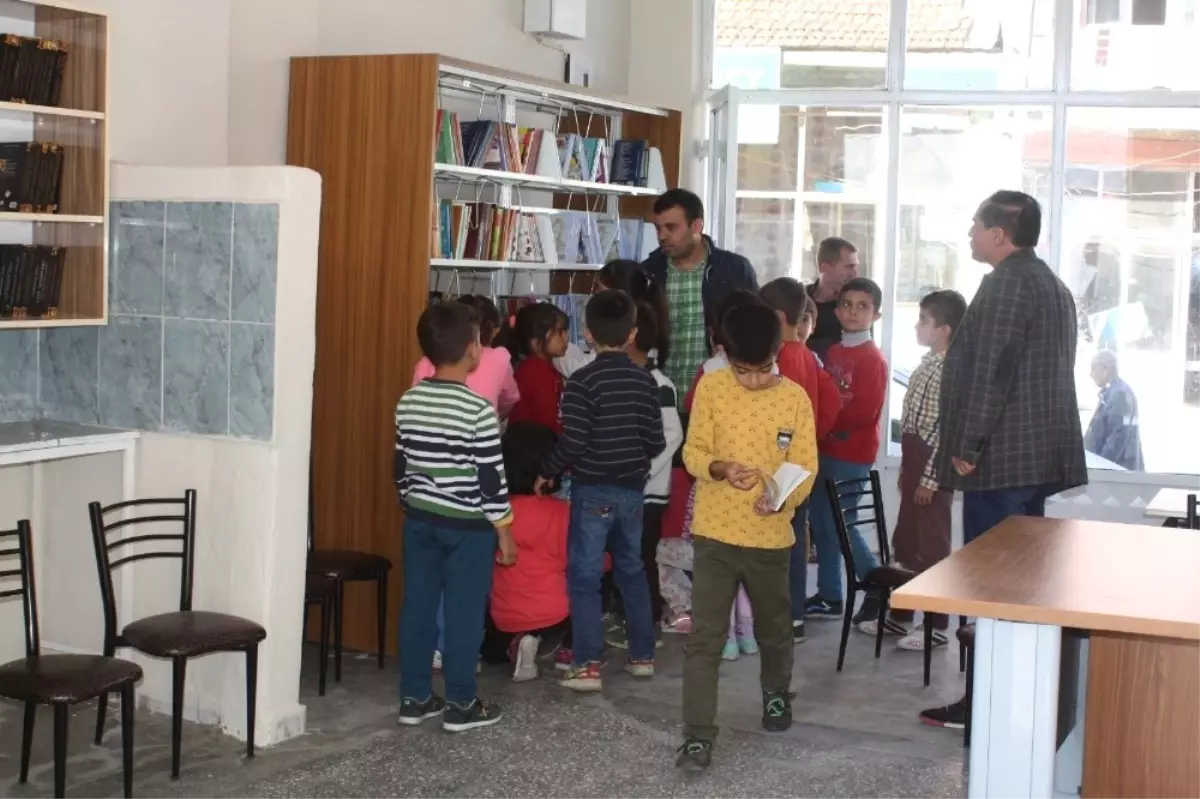 Kitap Kafe Halkın Hizmetine Girdi