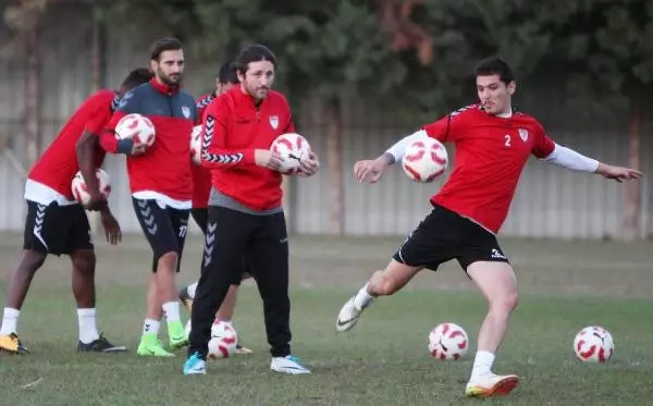 Manisaspor'da Fatih Tekke'den Futbolculara Yakın Markaj