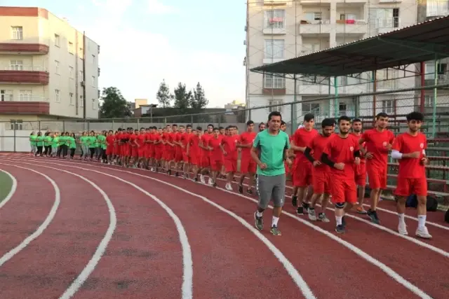 Cizre Belediyesi 35 Öğrenciyi Üniversite ve Spor Yüksekokullarına Kazandırdı