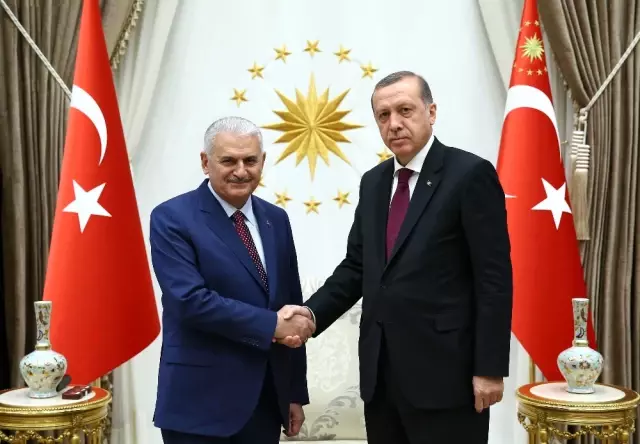 Cumhurbaşkanı Erdoğan, Başbakan Yıldırım'ı Kabul Etti