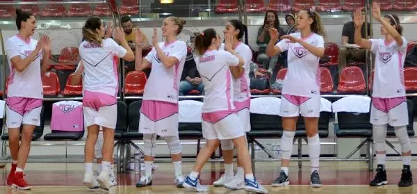 Agü Spor Son Saniyede Gelen Basketle Mağlup Oldu