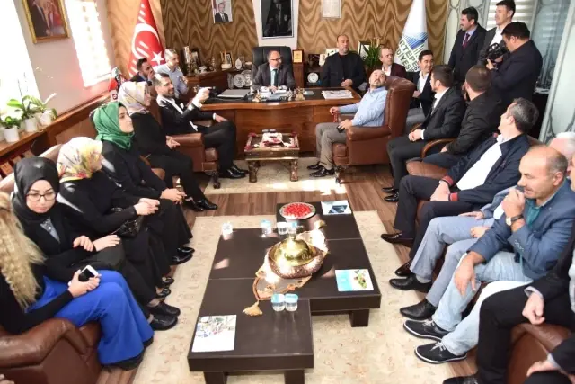 AK Parti Yönetiminden Başkan Üzülmez'e Ziyaret