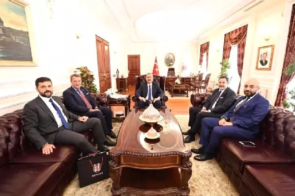 Fikret Orman'dan, Adalet Bakanı Abdulhamit Gül'e Ziyaret
