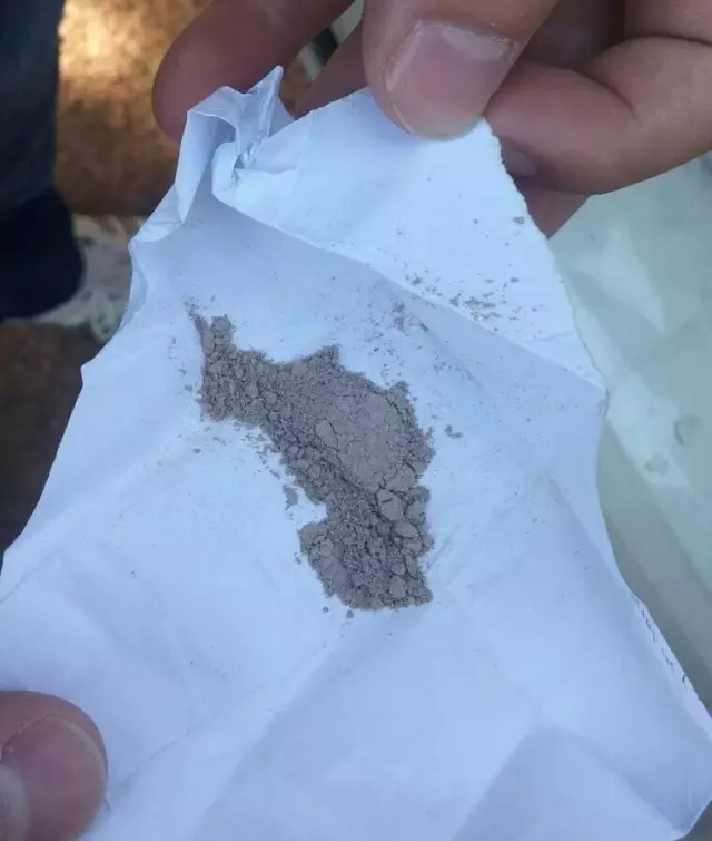 İnşaat İçerisinde Yakalanan Şahıslardan Eroin Ele Geçirildi