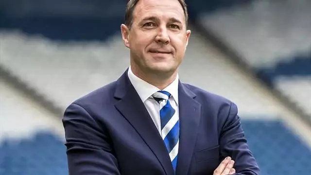 İskoçya'da Yeni Patron Mackay