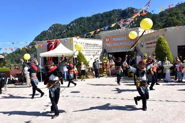 Marmaris'te Çam Balı Şenliği Yapıldı