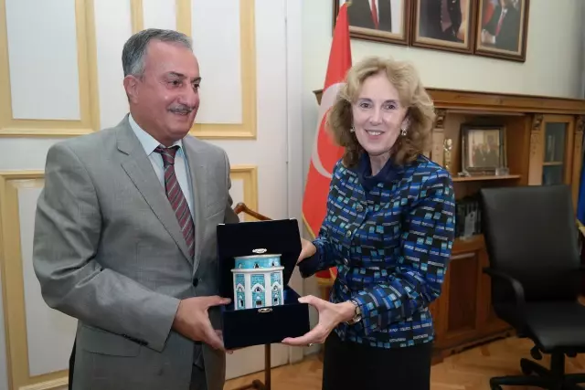 Slovakya`dan İşbirliği İçin Yakın Markaj