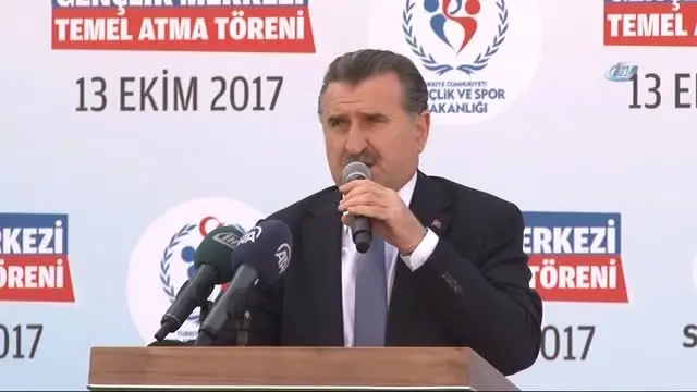 Spor Bakanı Osman Aşkın Bak, Sultangazi'de Gençlik Merkezi Temeli Attı Spor Bakanı Osman Aşkın Bak, Sultangazi'de Gençlik Merkezi Temeli Attı