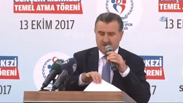 Spor Bakanı Osman Aşkın Bak, Sultangazi'de Gençlik Merkezi Temeli Attı Spor Bakanı Osman Aşkın Bak, Sultangazi'de Gençlik Merkezi Temeli Attı