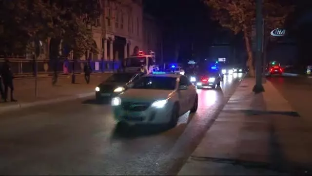 İstanbul'un Çiçeği Burnunda Başkanı Mevlüt Uysal, İlk Nikahını Kıydı! İstanbul'un Çiçeği Burnunda Başkanı Mevlüt Uysal, İlk Nikahını Kıydı!