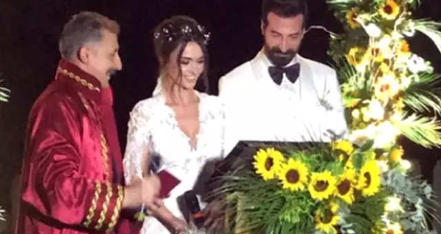 Hande Soral ve İsmail Demirci Dünyaevine Girdi