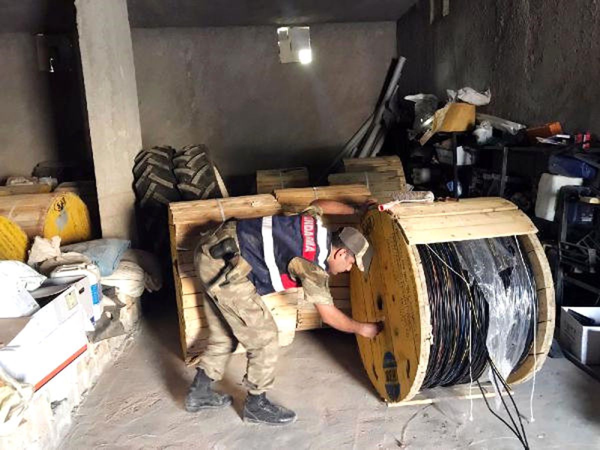 Şanlıurfa'da 50 Bin TL'lik Kablo Çalanlar Yakalandı