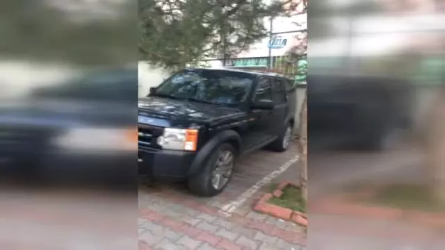 Sezen Aksu'nun Oğlunun Kayıp Cipi Terk Edilmiş Halde Bulundu Sezen Aksu'nun Oğlunun Kayıp Cipi Terk Edilmiş Halde Bulundu