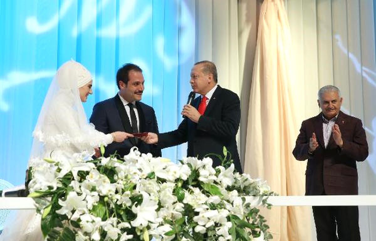 Cumhurbaşkanı Erdoğan Nikah Şahitliği Yaptı