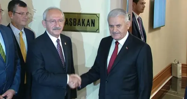 Başabakan Yıldırım ve Kılıçdaroğlu Görüşmesi Sona Erdi: İç ve Dış Meseleleri Konuştuk